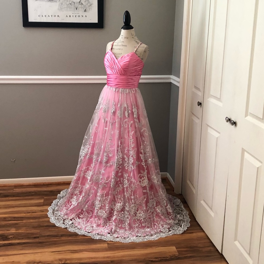 NEW STUDIO 17 SZ 10 CANDY PINK SATIN BEADED SILVER TULLE FORMAL BALL GOWN